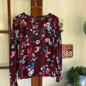 a.n.a Floral Blouse